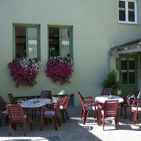 Weinstube Schwalbennest Hotell Karlstadt Exteriör bild
