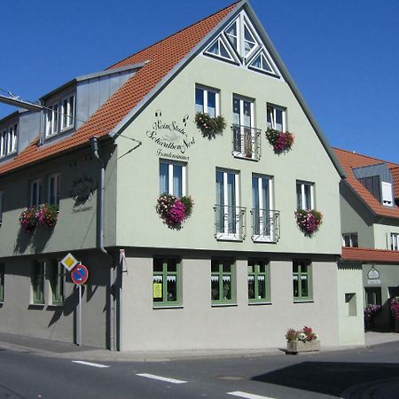 Weinstube Schwalbennest Hotell Karlstadt Exteriör bild